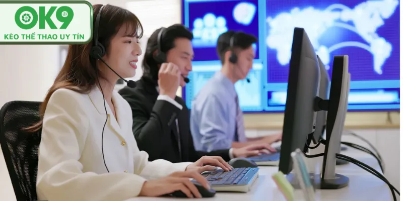Đội ngũ hỗ trợ khách hàng tư vấn ưu đãi tại OK9.